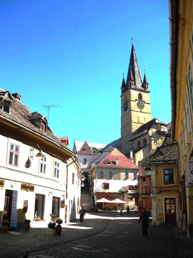 Crown Jewels Centre Sibiu Leilighet Eksteriør bilde